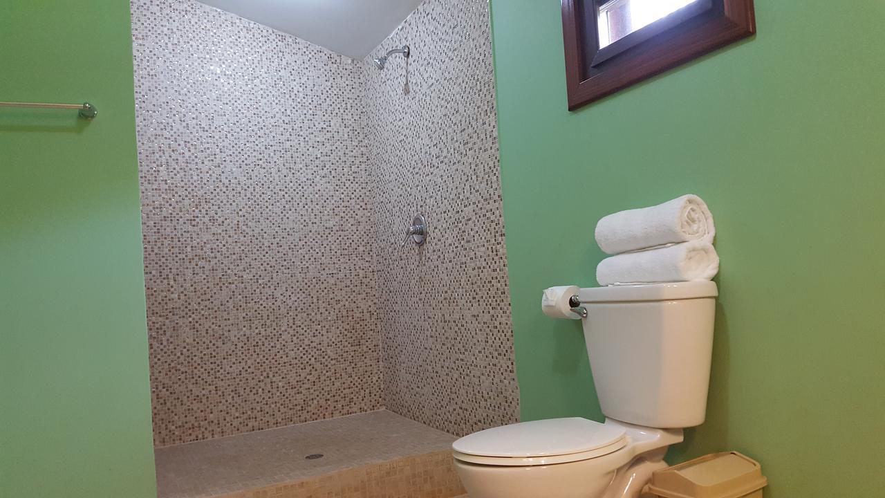 Mahogany Villas 蓬塔戈尔达 外观 照片